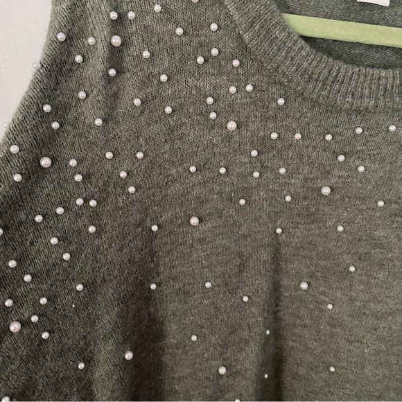 H&M Green Pearl Sweater - Picture 4 of 6